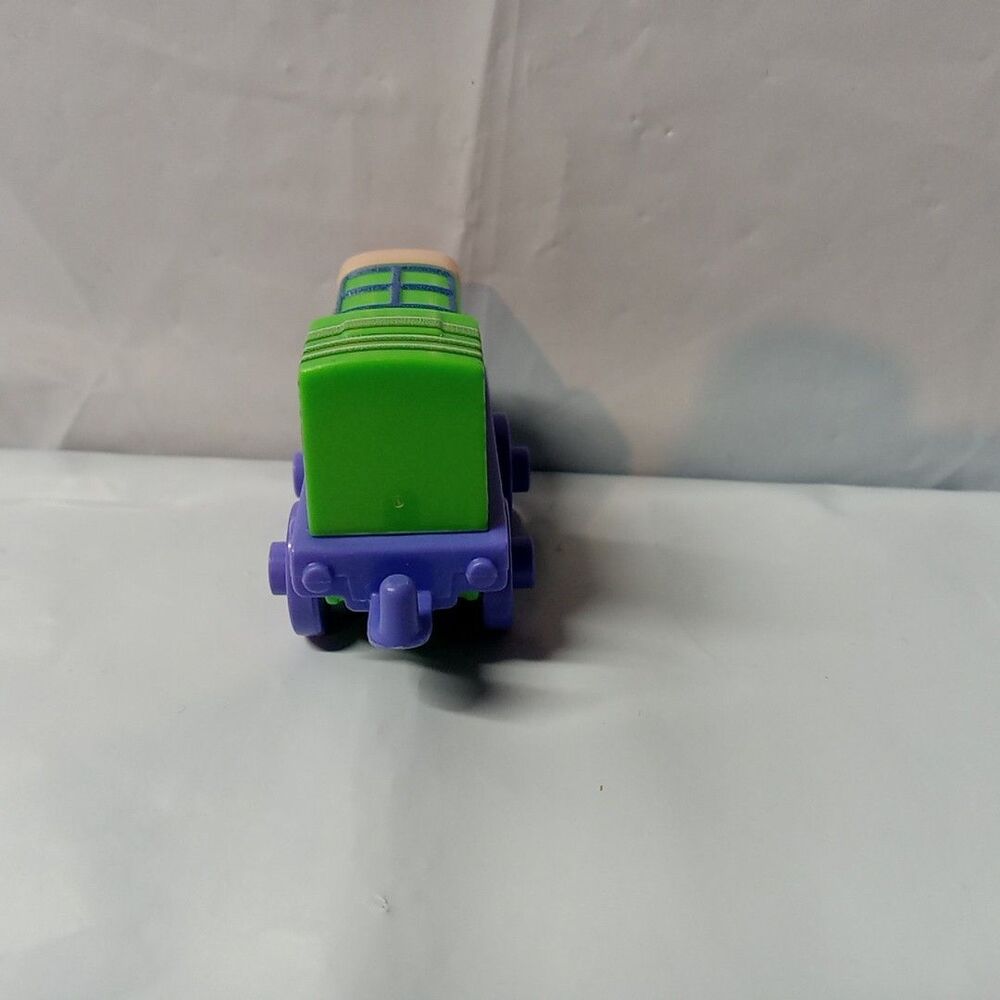 Thomas & Friends Minis Paxton as Lex Luthor 1.5” Mini Train Vehicle Toy 2014 - Picture 4 of 5